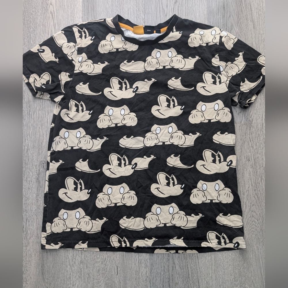 Frank & Oak x Disney Limited Mickey AOP Tee - Large Unisex